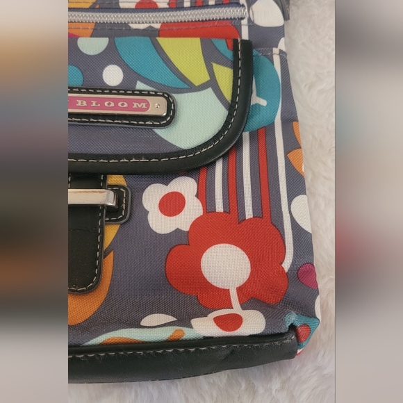 Lily Bloom Crossbody - Picture 3 of 11